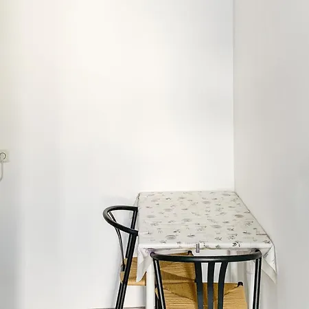 1 Bedroom Awesome In