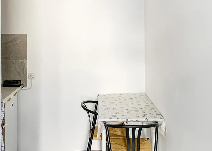 1 Bedroom Awesome In