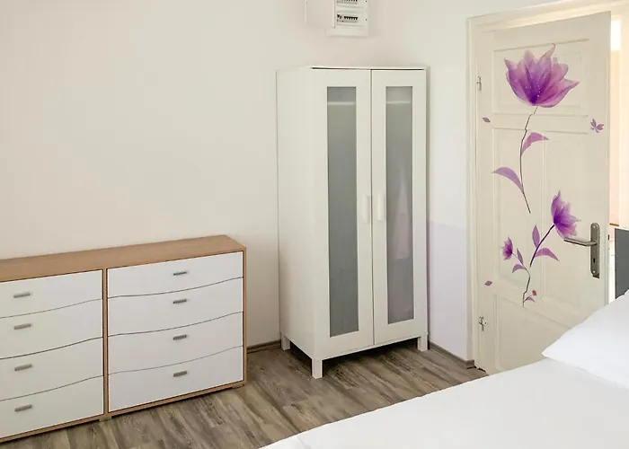 1 Bedroom Awesome In Novi Vinodolski