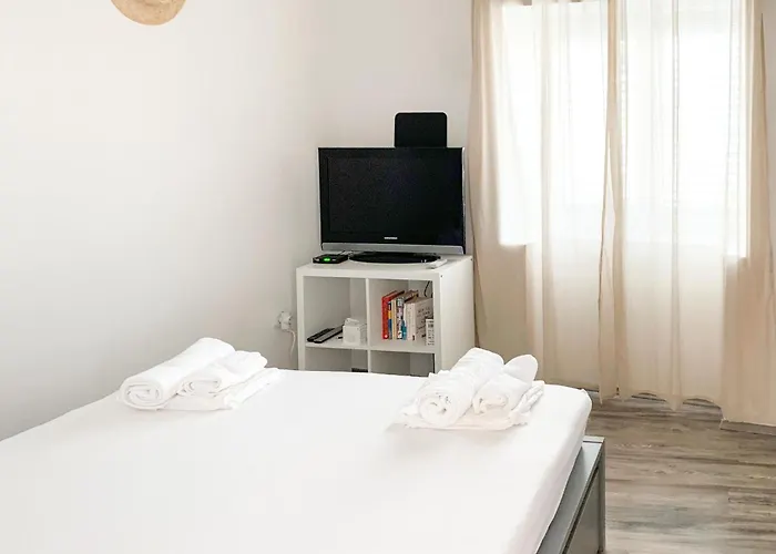 1 Bedroom Awesome In Apartman Novi Vinodolski